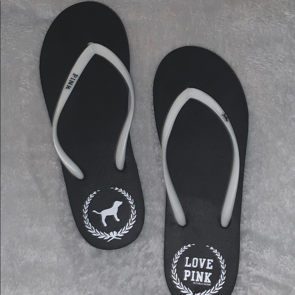NWOT PINK VS Black and White Flip flop sandals
